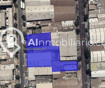 Imagen aérea que muestra el terreno en venta en Roberto Espinoza, Santiago