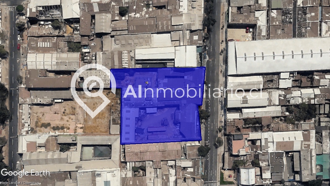 Imagen que muestra la vista panorámica del terreno en venta en San Francisco, Santiago, con un paisaje natural y urbano en el horizonte