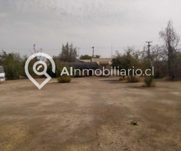 Interior del terreno en venta ubicado en la calle Diego Portales comuna de La Florida