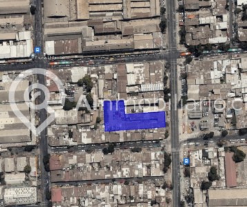 Imagen de la vista panorámica de la propiedad en venta en la calle Santa Rosa en Santiago, mostrando las áreas verdes y el paisaje urbano de la ciudad