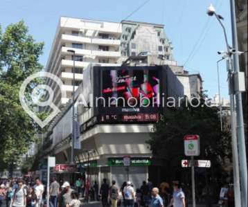 Vista frontal edificio ubicado en calle Ahumada