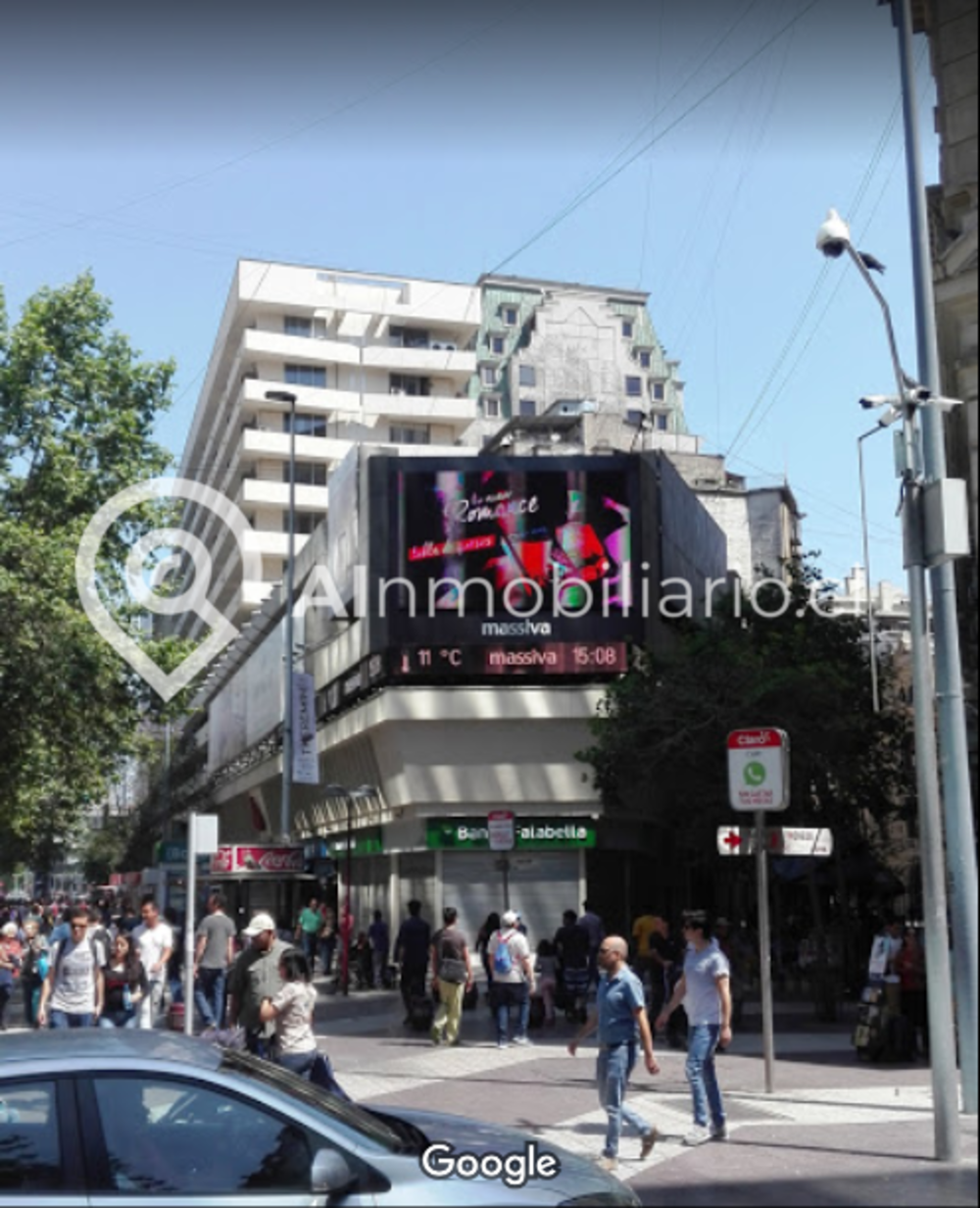 Vista frontal edificio ubicado en calle Ahumada