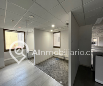 Interior de la oficina Miraflores comuna de Santiago