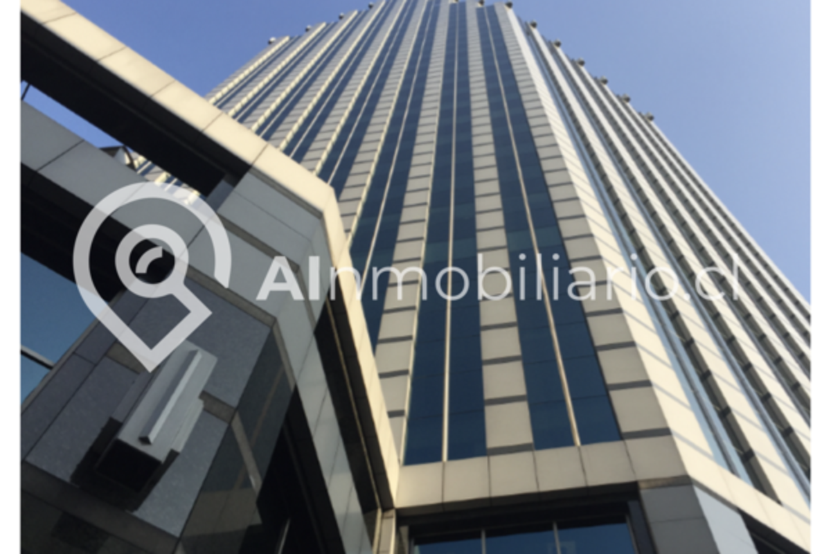 Vista exterior edificio ubicado en Miraflores