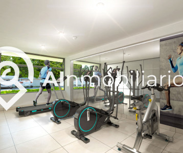 Gimnasio del edificio Inés de Suarez ubicado en la comuna de La Florida