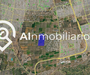 Imagen del jardín de la propiedad en venta en El Mariscal, San Bernardo. ¡Disfruta de la tranquilidad de vivir rodeado de naturaleza!