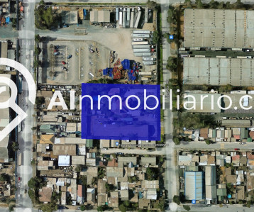 Imagen de la superficie del terreno en venta en La Cisterna, ubicado en la Calle Progreso. Oportunidad de inversión en una zona ZU-6 apta para diversos fines