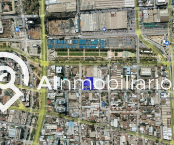 Imagen del amplio espacio de la casa en venta en la calle Rivas, San Miguel