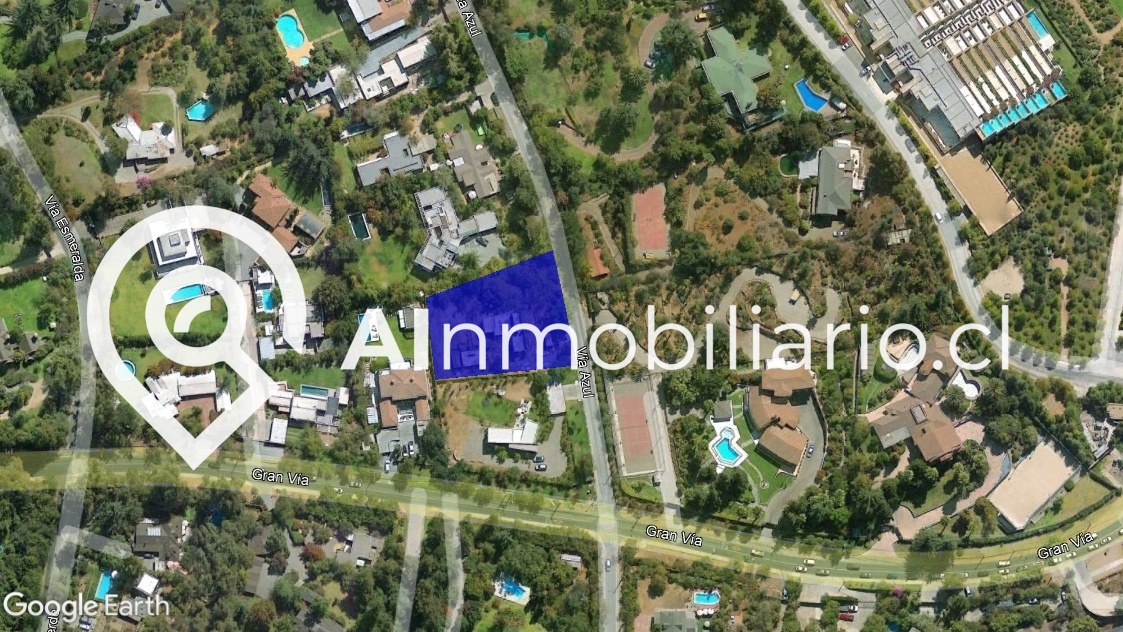 Vista aérea de la superficie del terreno en venta en Lo Curro, Vitacura: ¡Haz realidad tu casa de ensueño