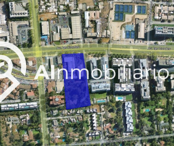 Ubicación privilegiada en Avenida Las Condes, Las Condes | Propiedad ideal para uso comercial en un exclusivo barrio