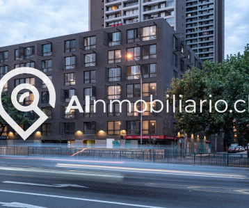 imagen frontal de local comercial en arriendo en a comuna de ñuñoa