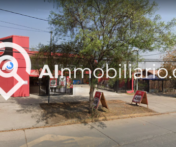 Venta de stripcenter con vista frontal impresionante en Peñalolén, Grecia