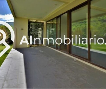 Terraza con encanto en propiedad en Canquén Norte, el lugar perfecto para disfrutar del aire libre.