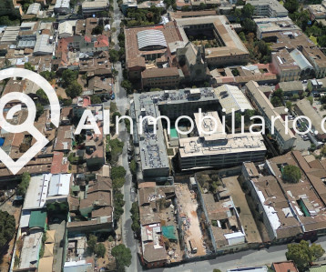 Imagen aérea que muestra la propiedad en arriendo en su contexto en General Bulnes, Santiago