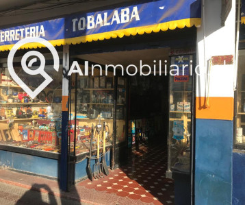 Vista destacada de la ubicación de la ferretería en Francisco Bilbao, ideal para atraer a una clientela constante.