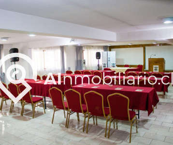 Espaciosa Sala de Conferencias en el Hotel Windsor, Santiago