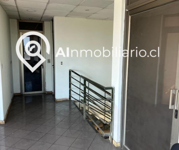 Imagen de la sala de espera en el segundo piso de la propiedad en venta en Av. Chile, Lolleo, San Antonio.